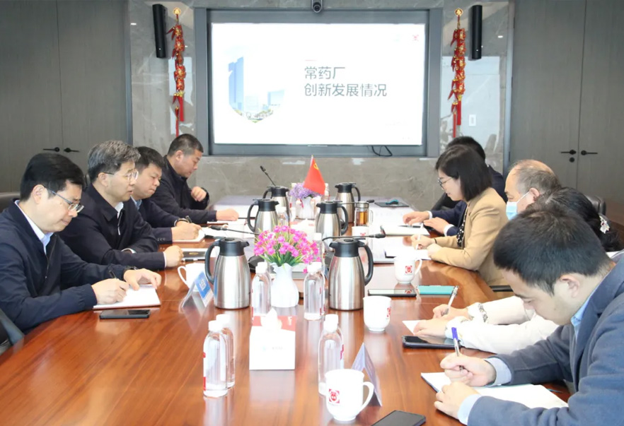 常州市总工会主席方国强一行赴竞技宝体育进行调研