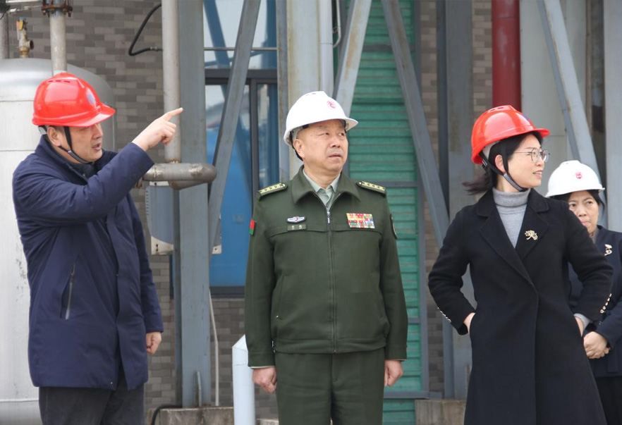 常州市委常委、常州军分区大校司令员廖鹏一行来竞技宝体育调研公司党管武装相关工作